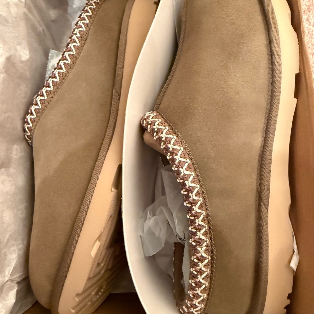 Ugg Tasman II Antilope Slippers Kids 6Y | women’s 7 authentic in box - Picture 6 of 10